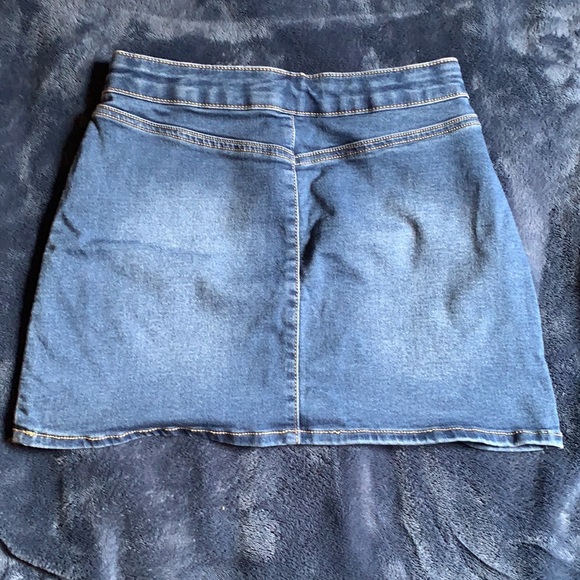 Arizona Blue Jean Skirt - Picture 4 of 8